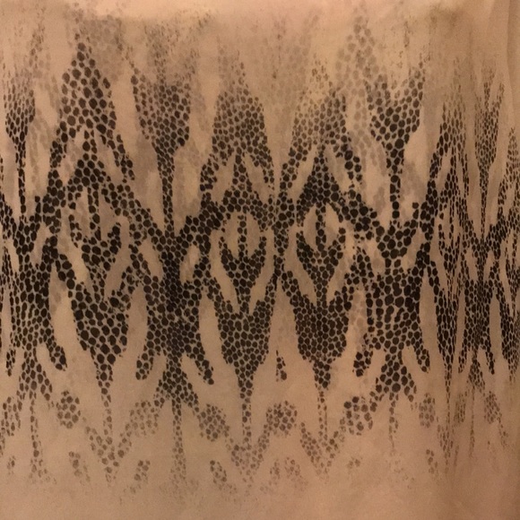 Awesome Guess Blouse - Picture 2 of 6